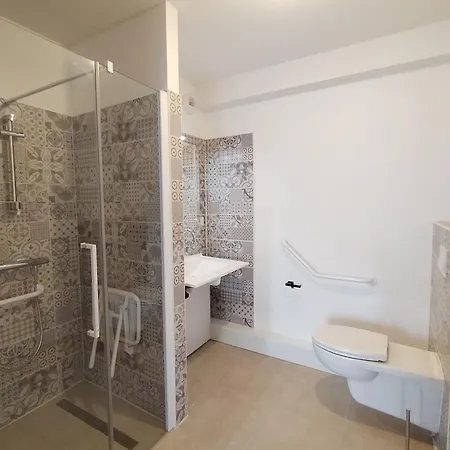 Aparthotel Studio Idealement Place Blagnac
